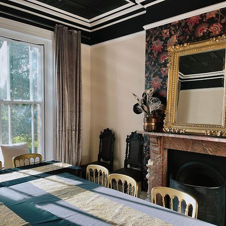 Exquisite 10 Bed Villa Hot Tub And Games Room Μπάρνστεϊπλ Εξωτερικό φωτογραφία